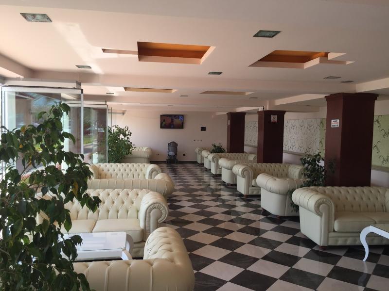 Hotel Ferrara Durrës Buitenkant foto