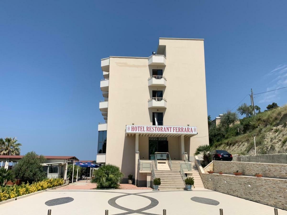 Hotel Ferrara Durrës Buitenkant foto