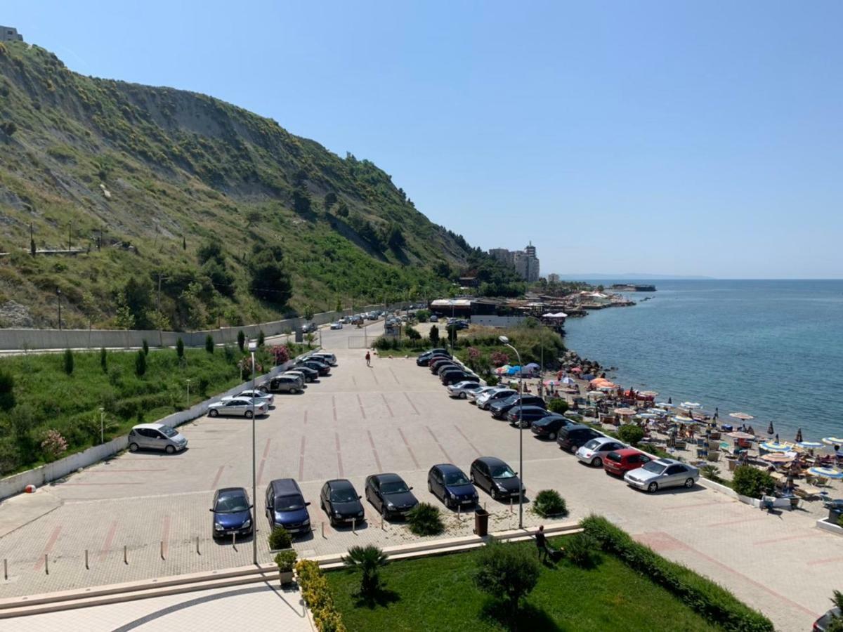 Hotel Ferrara Durrës Buitenkant foto