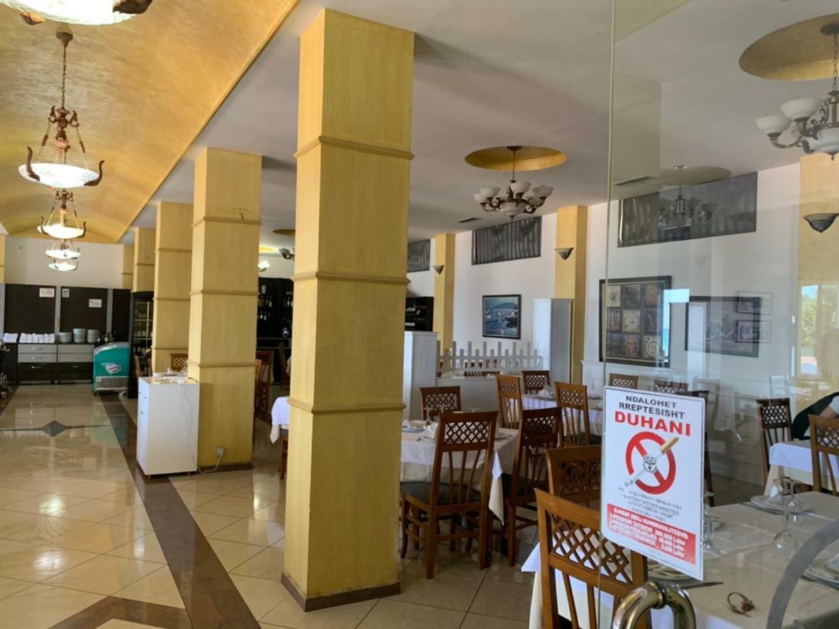 Hotel Ferrara Durrës Buitenkant foto